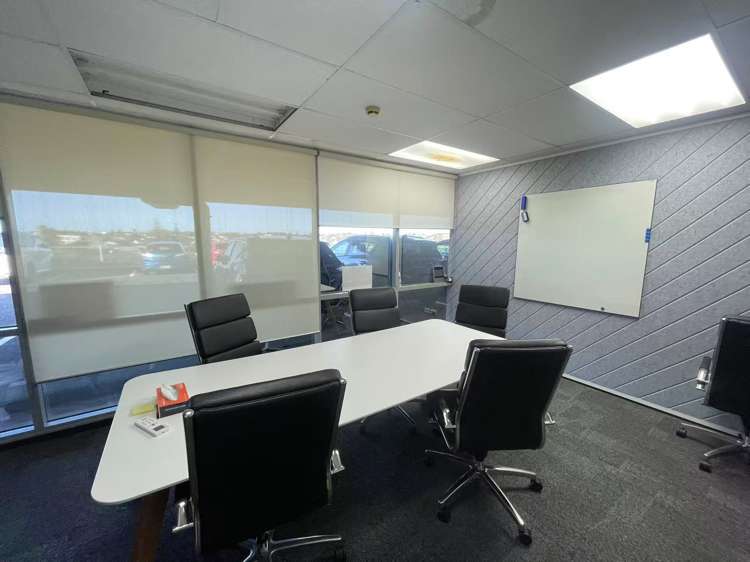 34 Barrys Point Road Takapuna_8