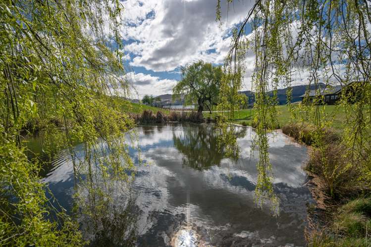 82 Threepwood Road Dalefield/Wakatipu Basin_18