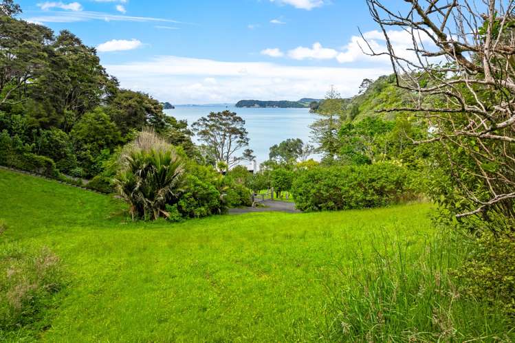 58 Ridge Road (Scotts Landing) Mahurangi East_9