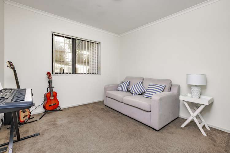 121 Keri Vista Rise Papakura_12