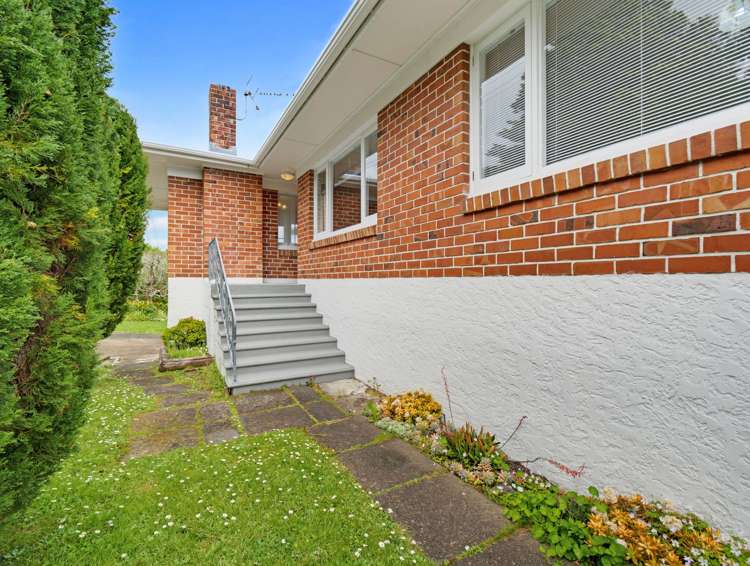 2 Grendon Road Titirangi_2