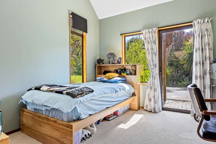 66 Allin Drive Waikuku Beach_13