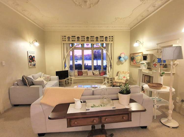 294 Oriental Parade Oriental Bay_1