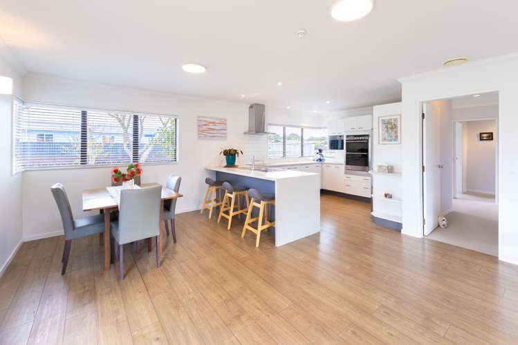 19 Reeves Street Waikanae Beach_6