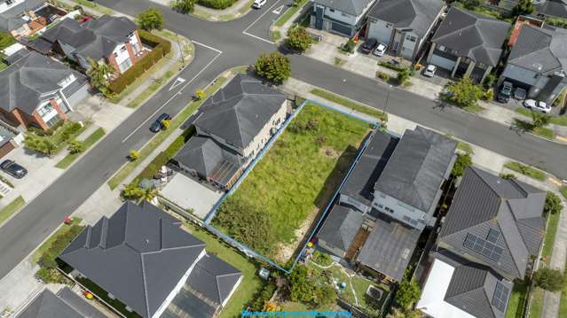 420sqm Section in Flat Bush!