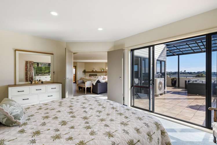 8 Lorrigan Way Welcome Bay_12