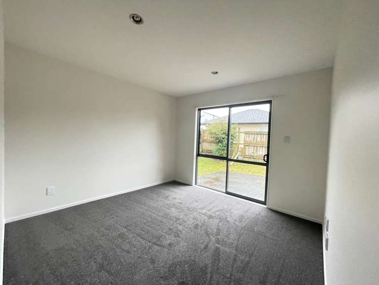 27a Don Buck Road Massey_3