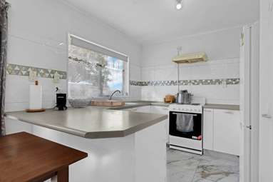 171 Te Irirangi Drive_2