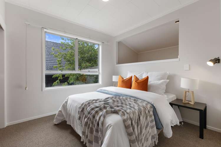 82a Beach Road Mellons Bay_16