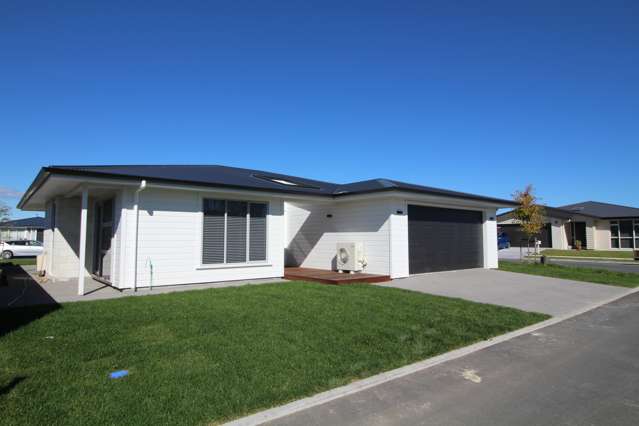 28 Bastille Court Rangatira Park_3