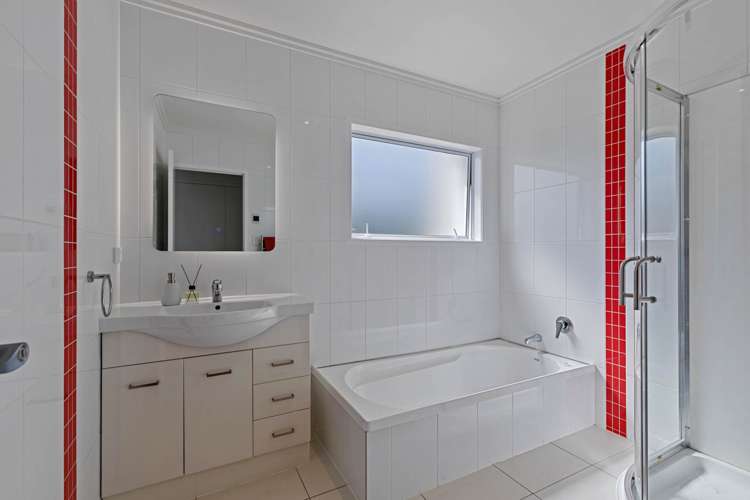 14 Bayview Park Lane Orewa_13