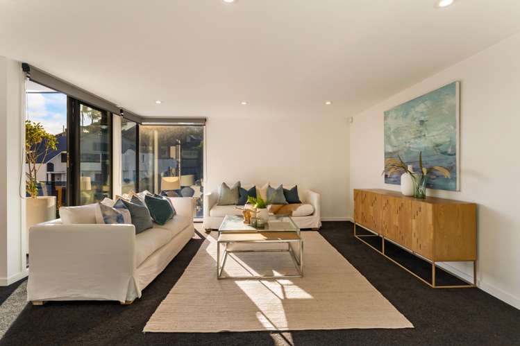 7 Whitcombe Road Bucklands Beach_9