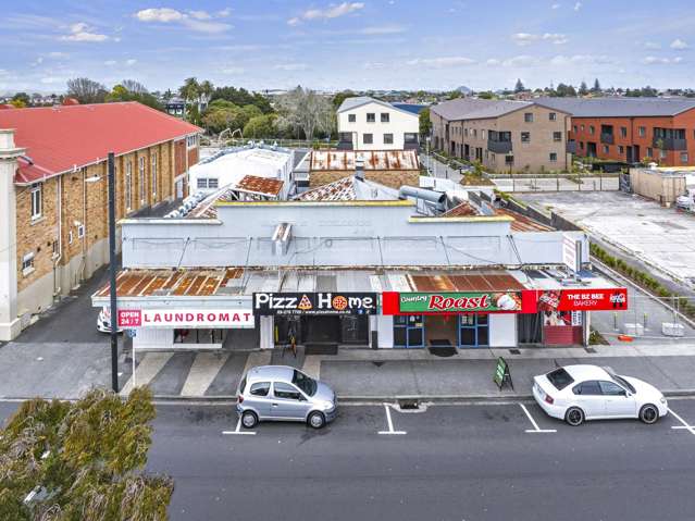 Split-risk Freehold Property Investment