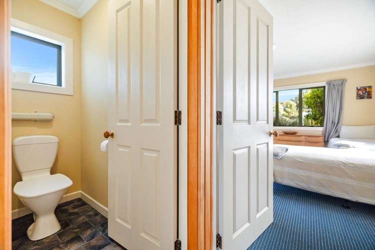 232 Colac Foreshore Road Colac Bay_28