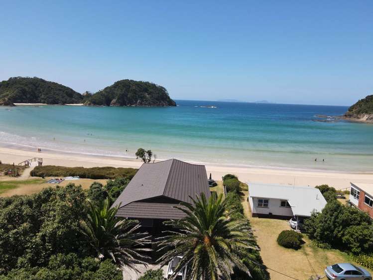 27 Waetford Road Matapouri_16