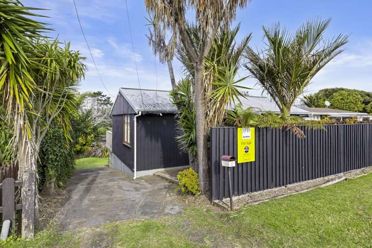 6 Te Hutewai Road Raglan_25