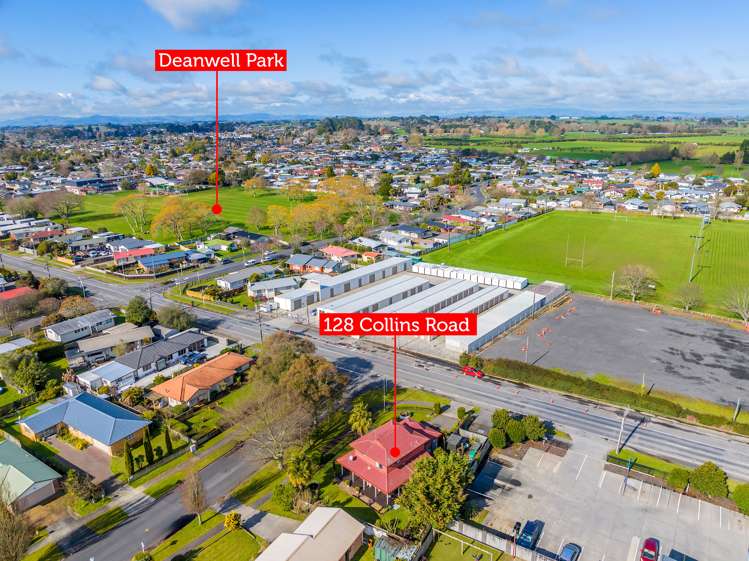 128 Collins Road Melville_19