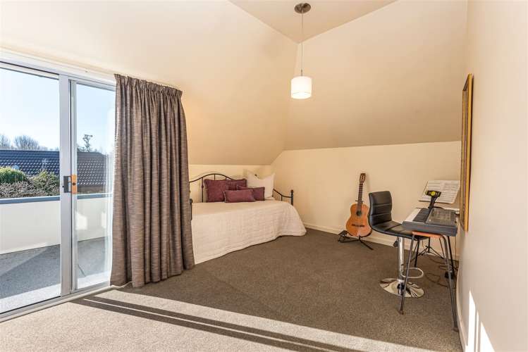 17 Natalie Place Harewood_18