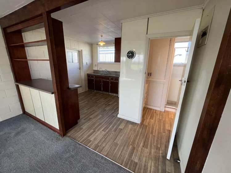 112 Rolleston Street 1851_1