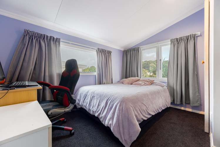 36 Renown Road Raumati South_11