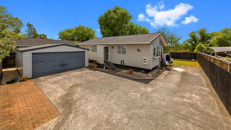 3/10 Cross Street Drury_1