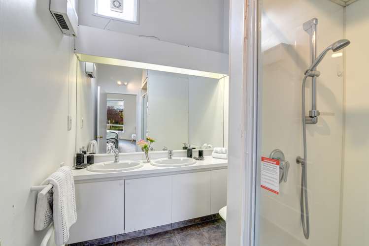 7b Kent Street Queenstown_15