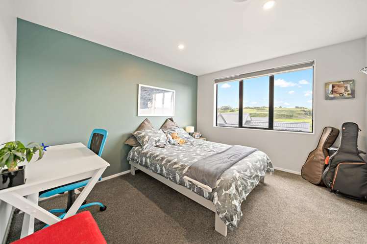 15 Moki Place Long Bay_13