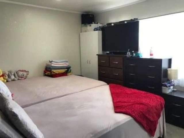39A Robert Skelton Place Clendon Park_3