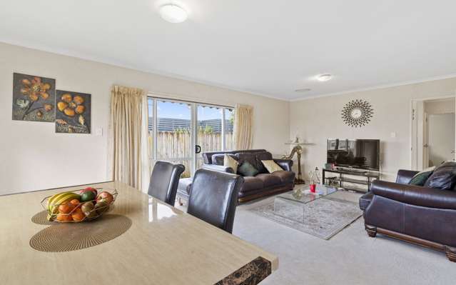 46 Nuneaton Drive Flat Bush_1