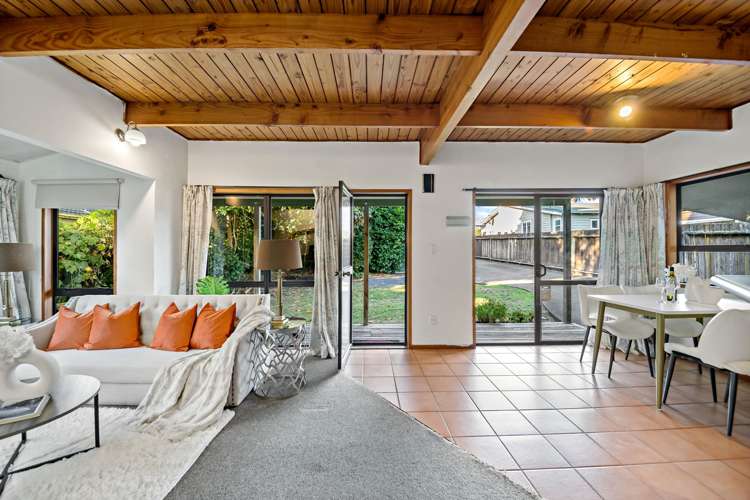 2/20 Brook Street Milford_4