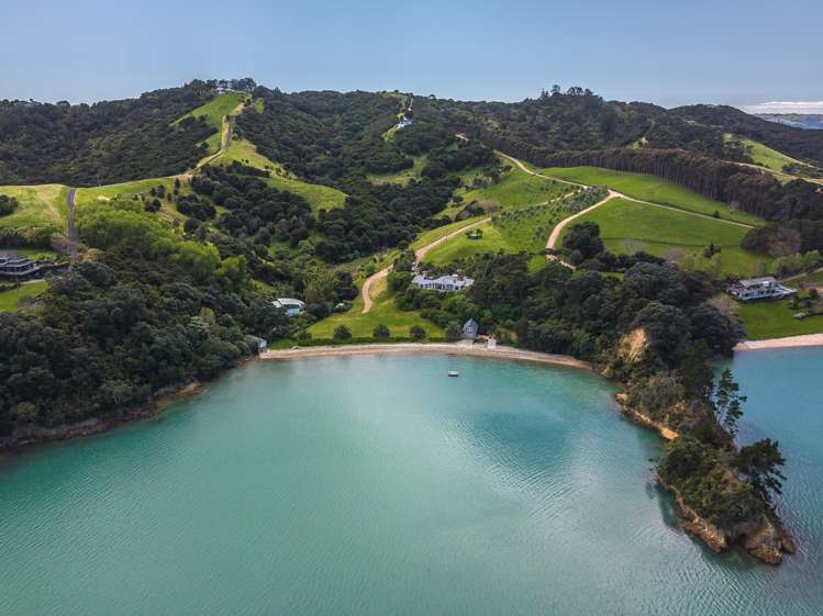 118 Cowes Bay Road Waiheke Island_25
