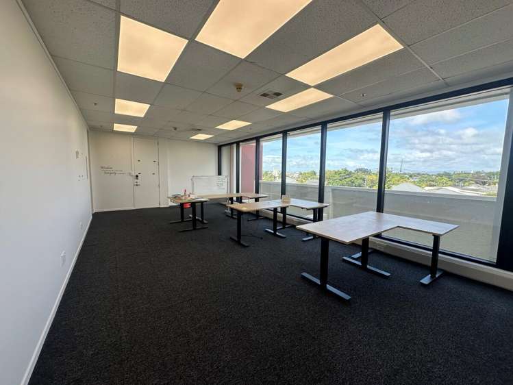 173 Captain Springs Road Onehunga_5