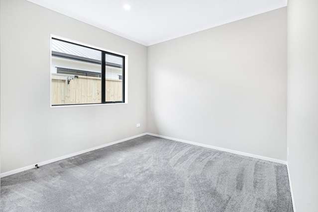 1/6 Michael Avenue Dinsdale_4