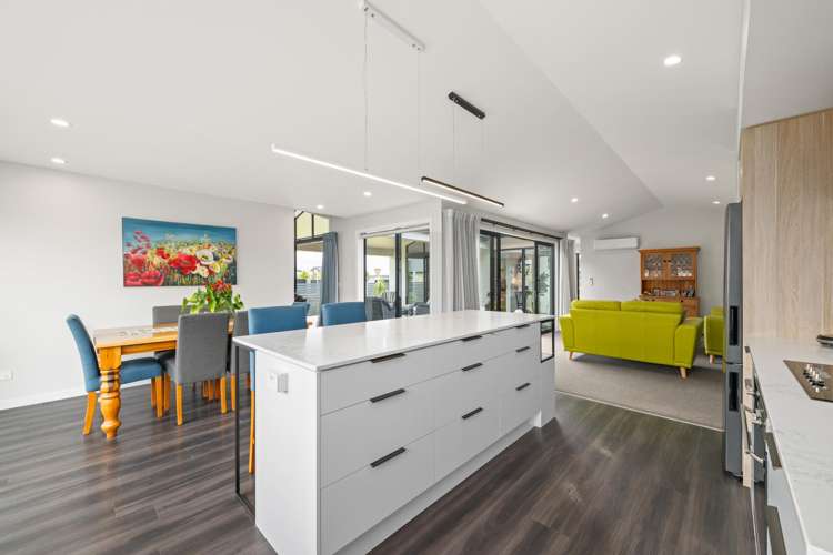 17 Rose Manor Drive Springlands_14