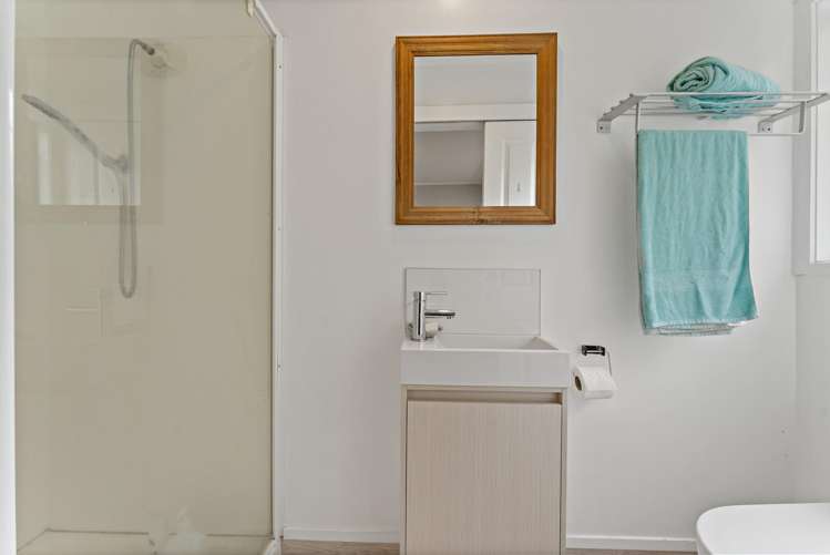 41C Titirangi Road New Lynn_11