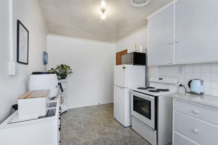 2/596 Cashel Street Linwood_6