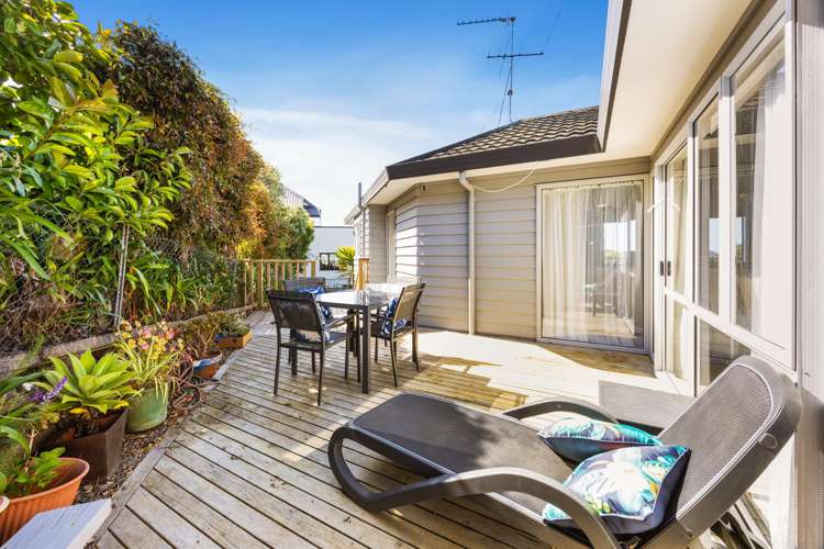 2/134 Bleakhouse Road Mellons Bay_10