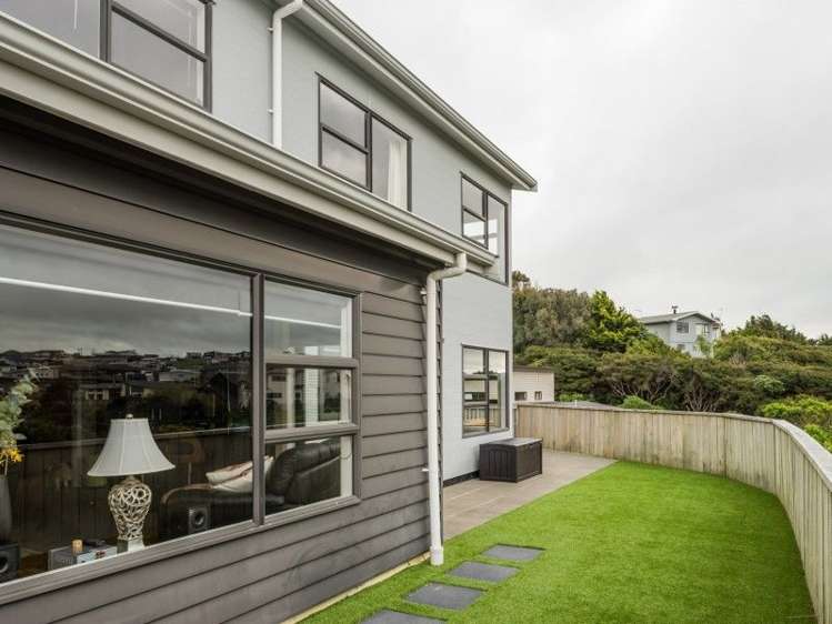 63 Saint Ives Drive Camborne_18