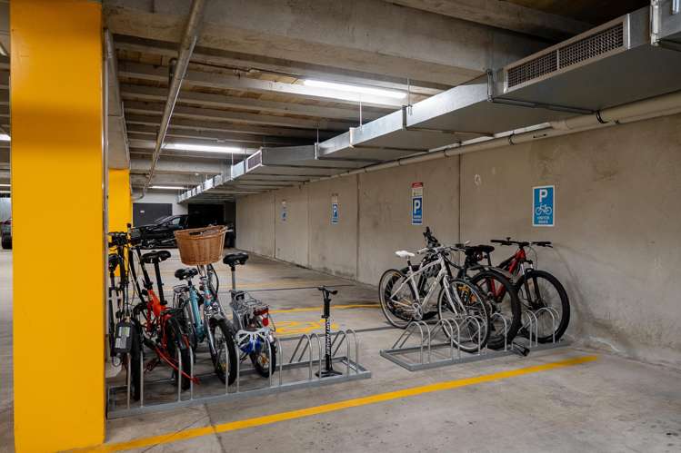 112/16 Huron Street Takapuna_25