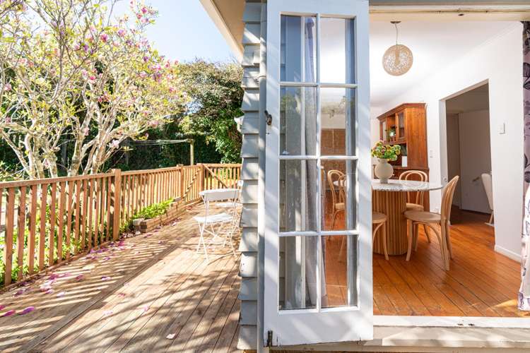 27 Victory Avenue Karori_8