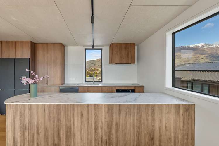 7 Tuke Lane Wanaka_11