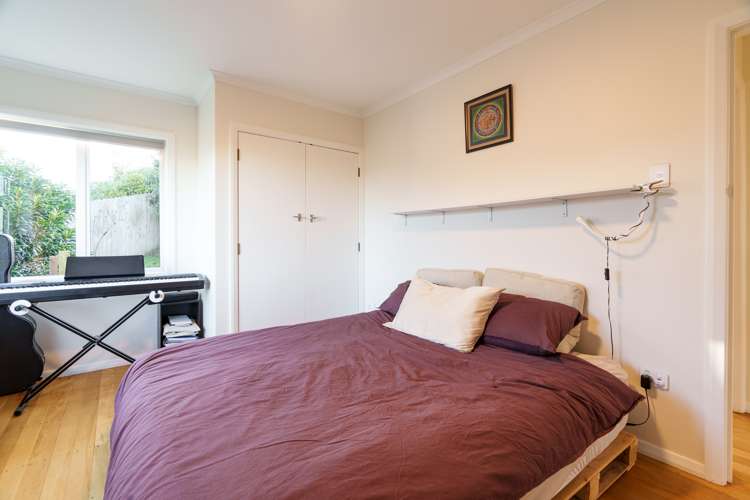 11 Dalrymple Street Pine Hill_17