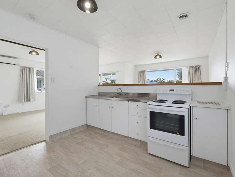 35B Seddon Street Glenholme_4