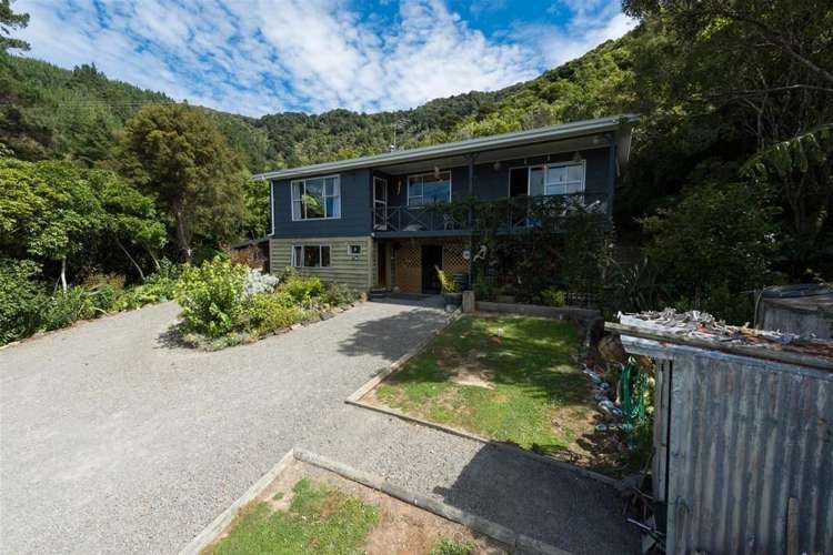 35 Belvue Bay Road Havelock_19