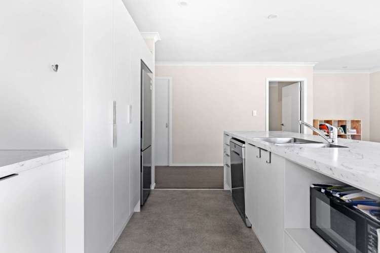 7 Tuaia Street Pyes Pa_5