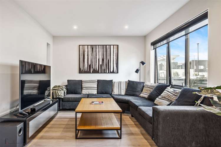 68 Joshua Carder Drive Hobsonville_10