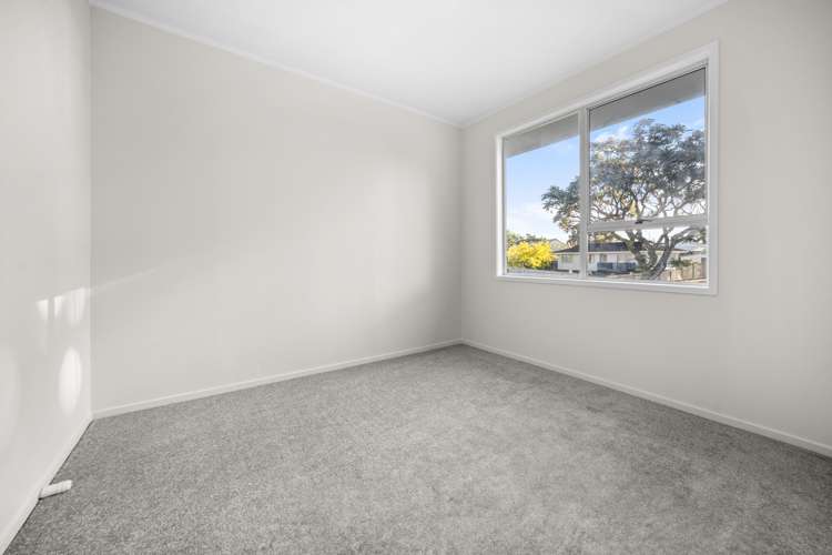 36 Frobisher Way Clendon Park_13