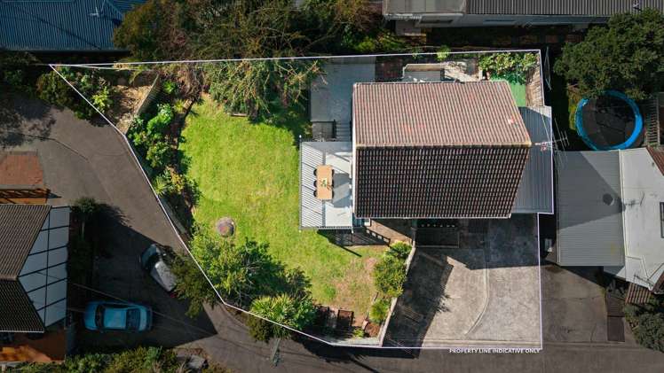 2/105 Carlisle Road_0