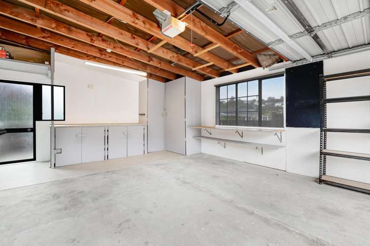 15A Tetrarch Place Totara Vale_16