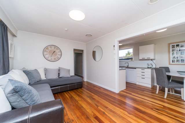 36 Tararua Terrace Cloverlea_3